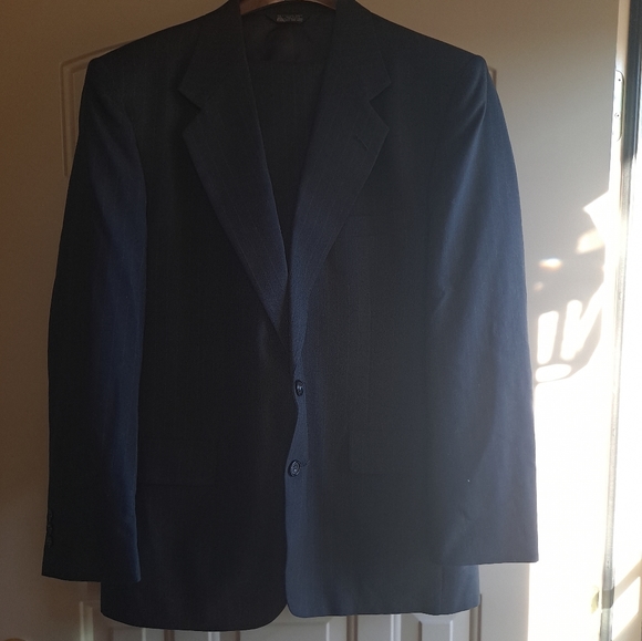 Two-piece suit. Heisman collection.Dry clean only - Picture 5 of 11